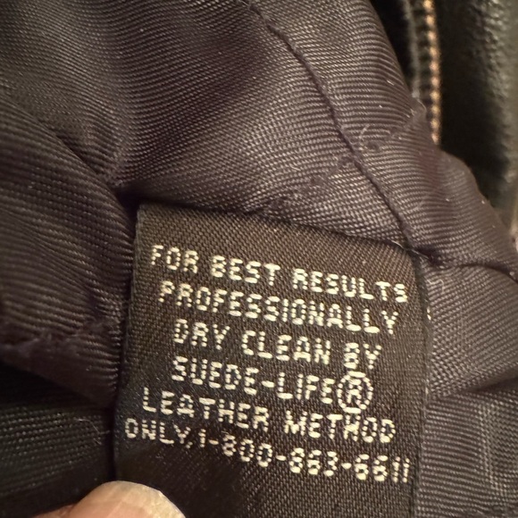 St. John’s Bay Vintage Leather Jacket Mens Size XL
90’s bomber zipper - Picture 12 of 12